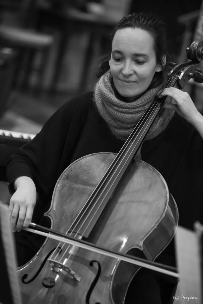 Barbara Boccoli, professeur de violoncelle à L'EMPRM