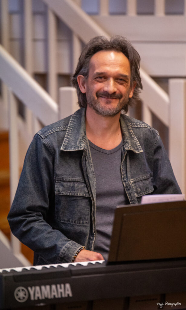 Mickaël Leroueil, professeur de piano à l'EMPRM